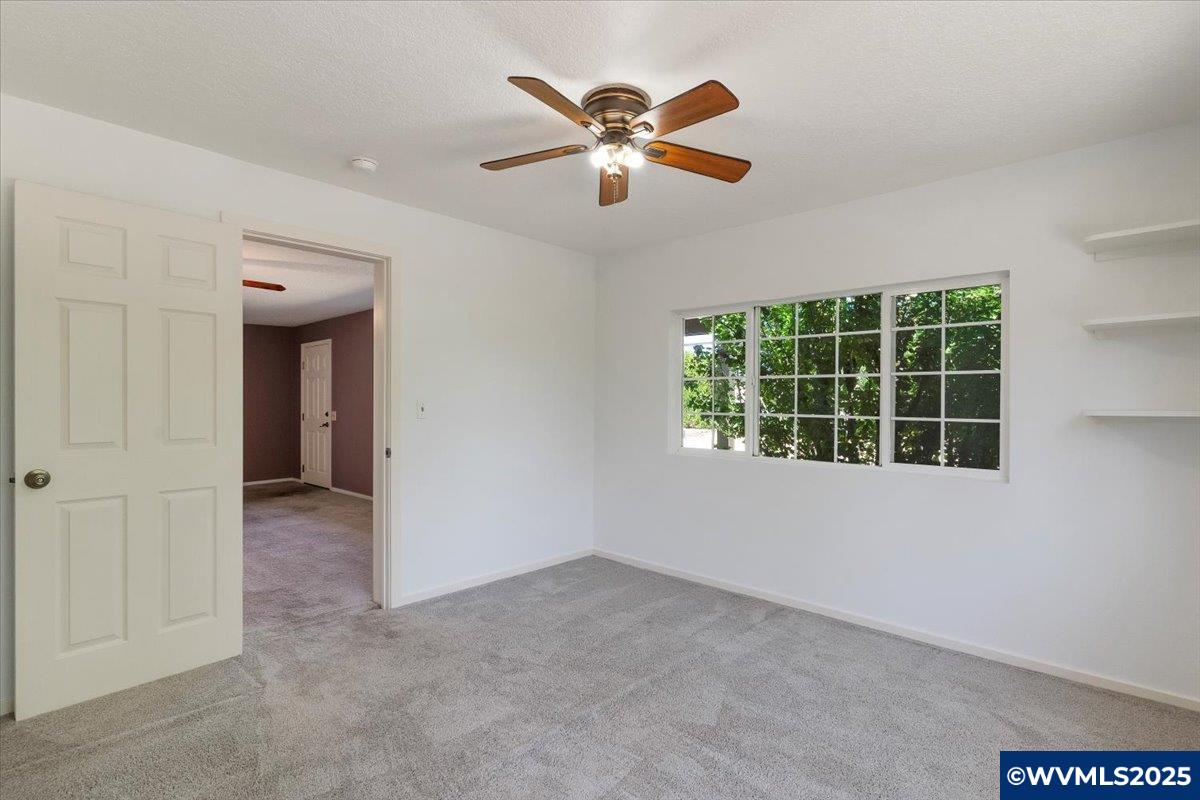 13203 Gaffney Ln