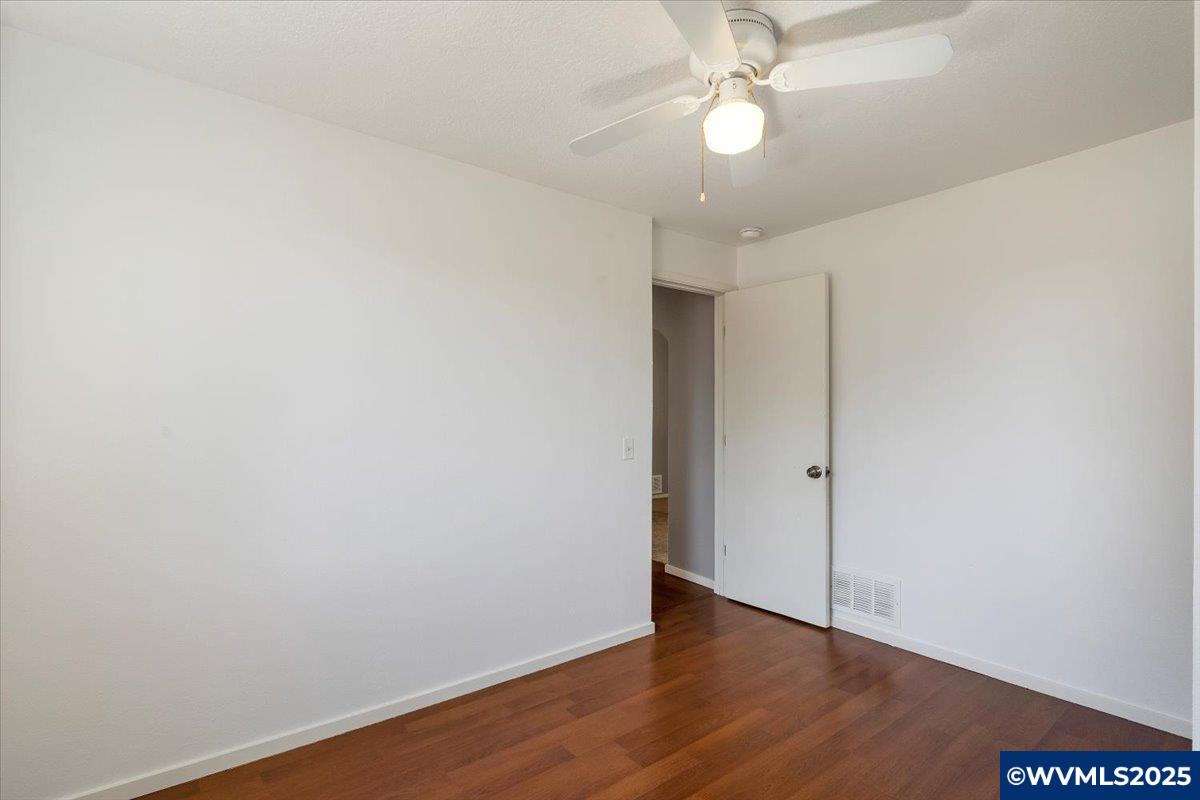 13203 Gaffney Ln