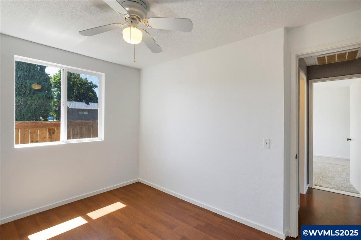 13203 Gaffney Ln