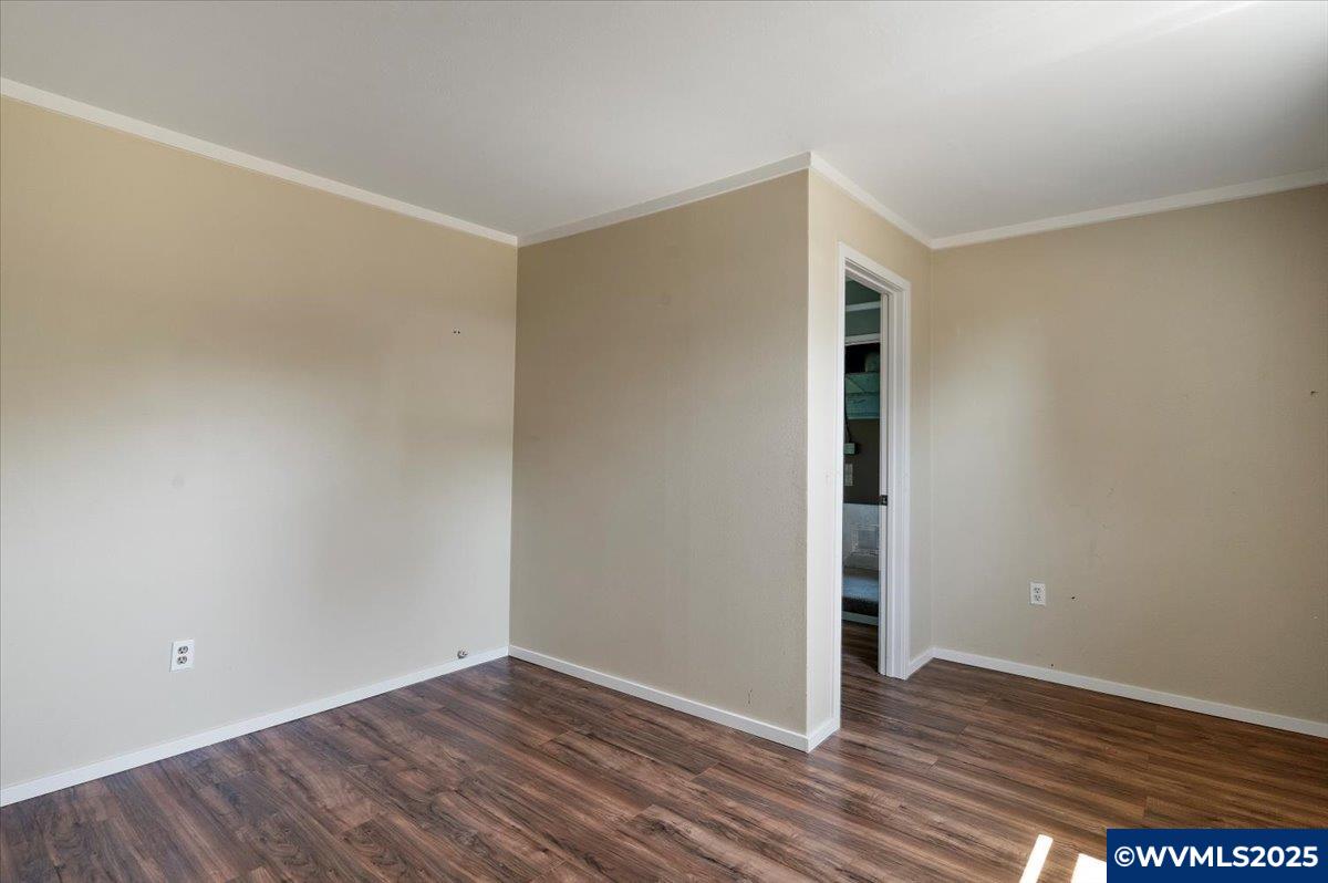 13203 Gaffney Ln
