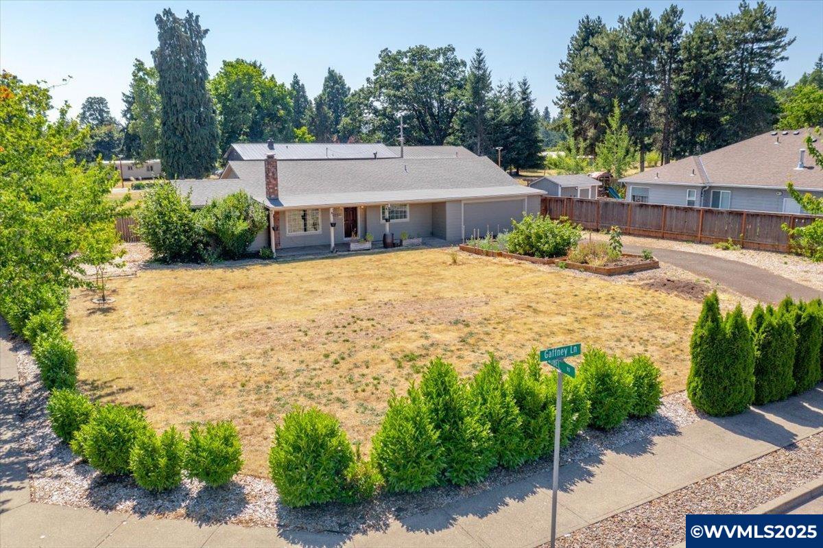 13203 Gaffney Ln