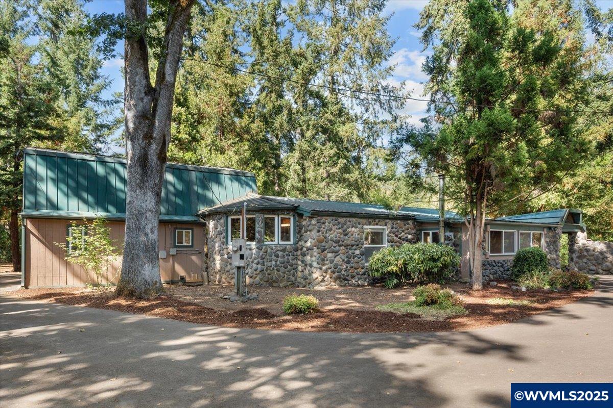 2619 NE CHARLOIS DR, Hillsboro, OR, 97124