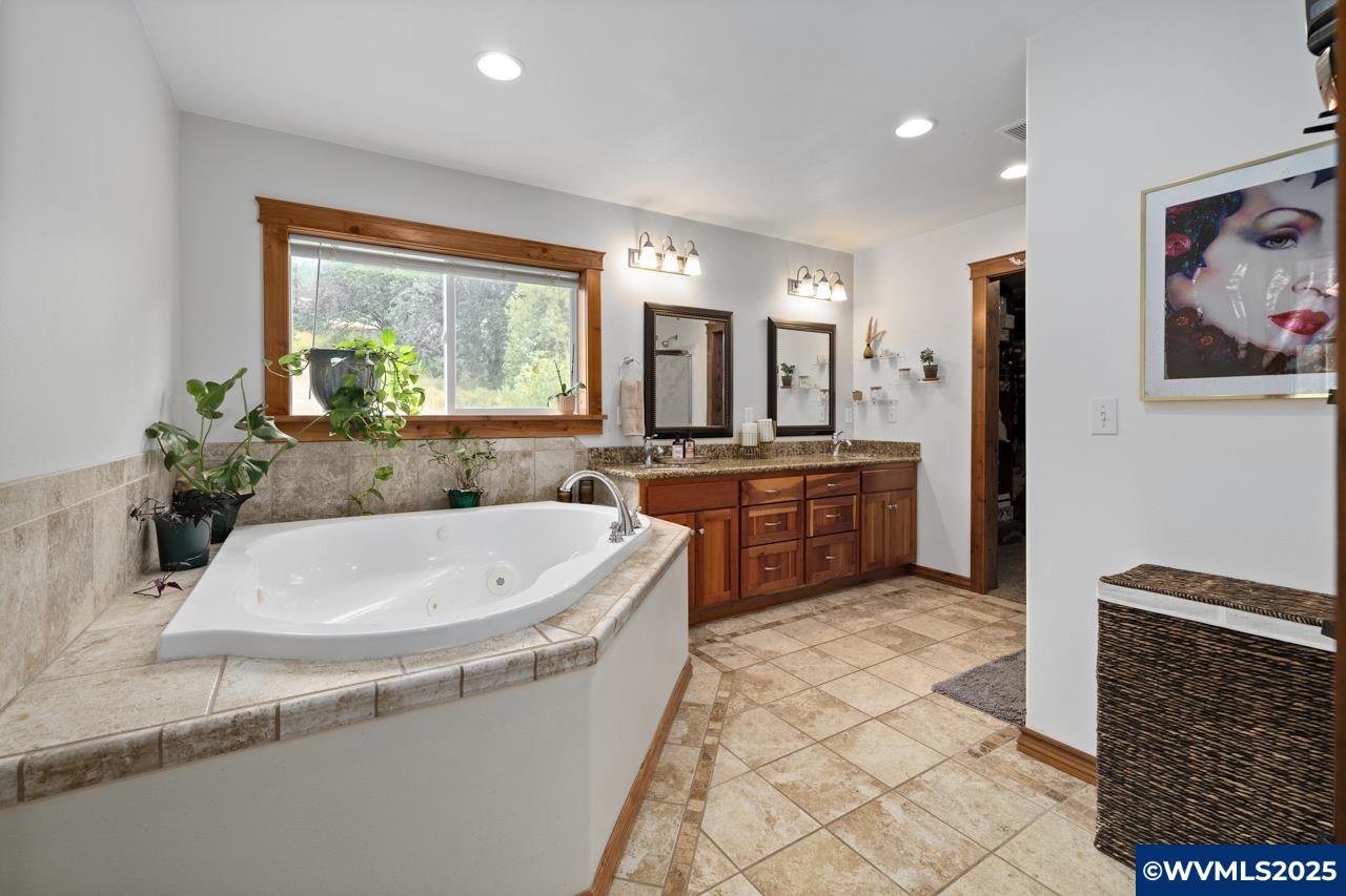 33678 Mary's River Estates Rd