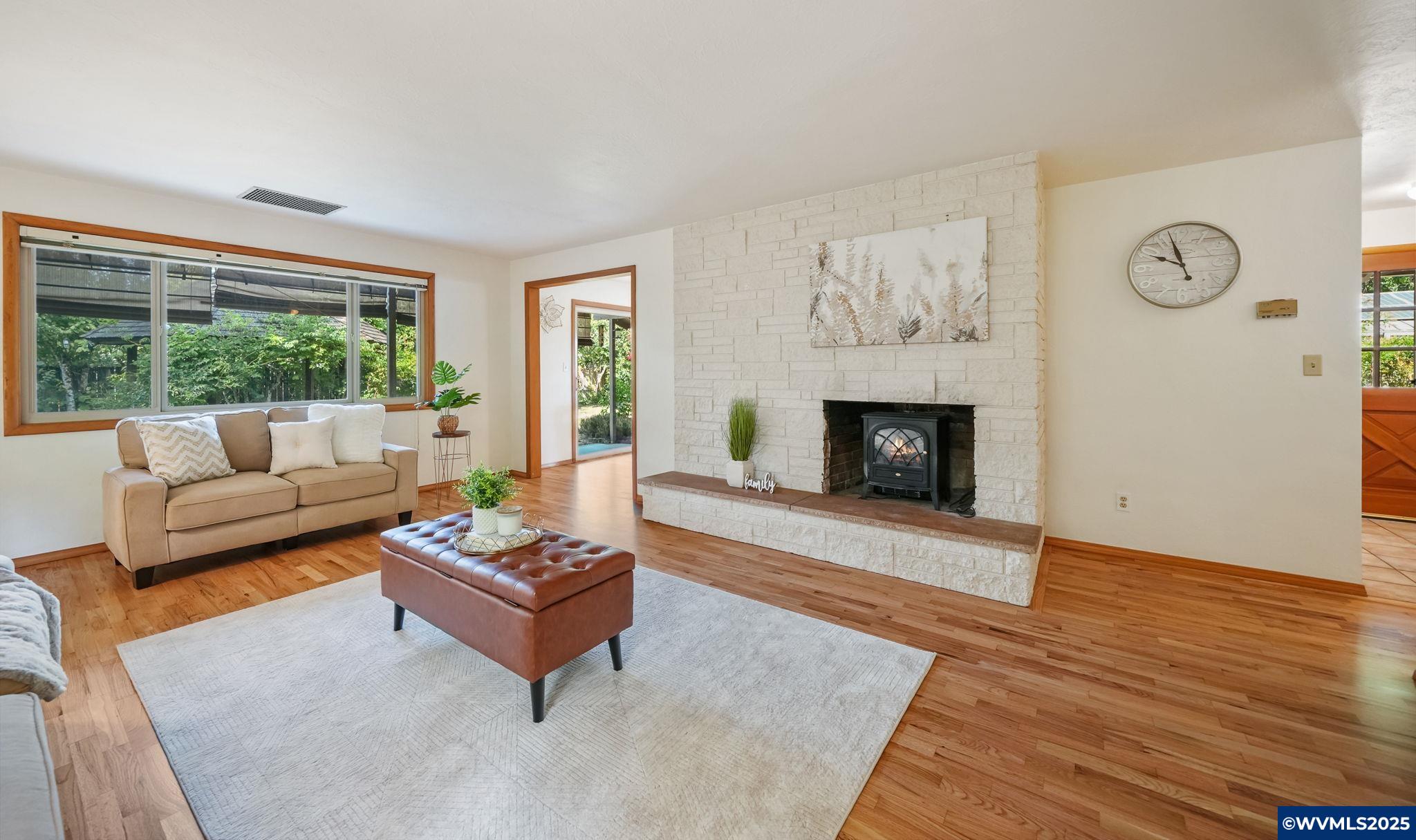 1730 NW 13th St