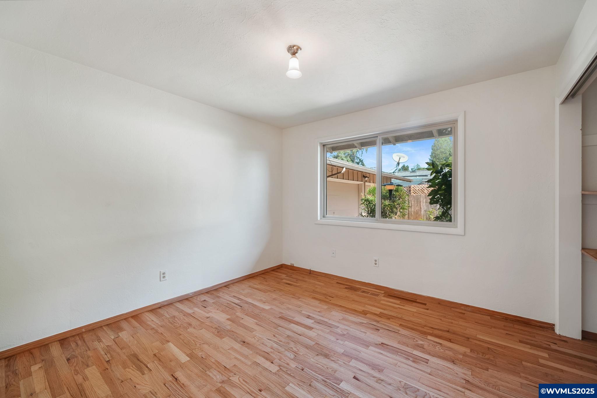 1730 NW 13th St