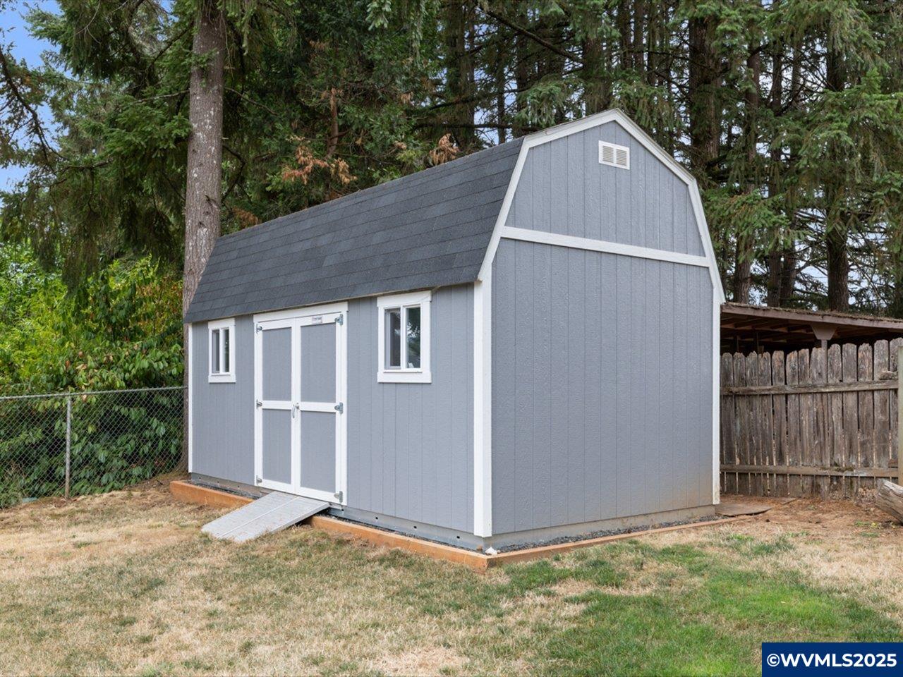 4266 Palestine Av NW