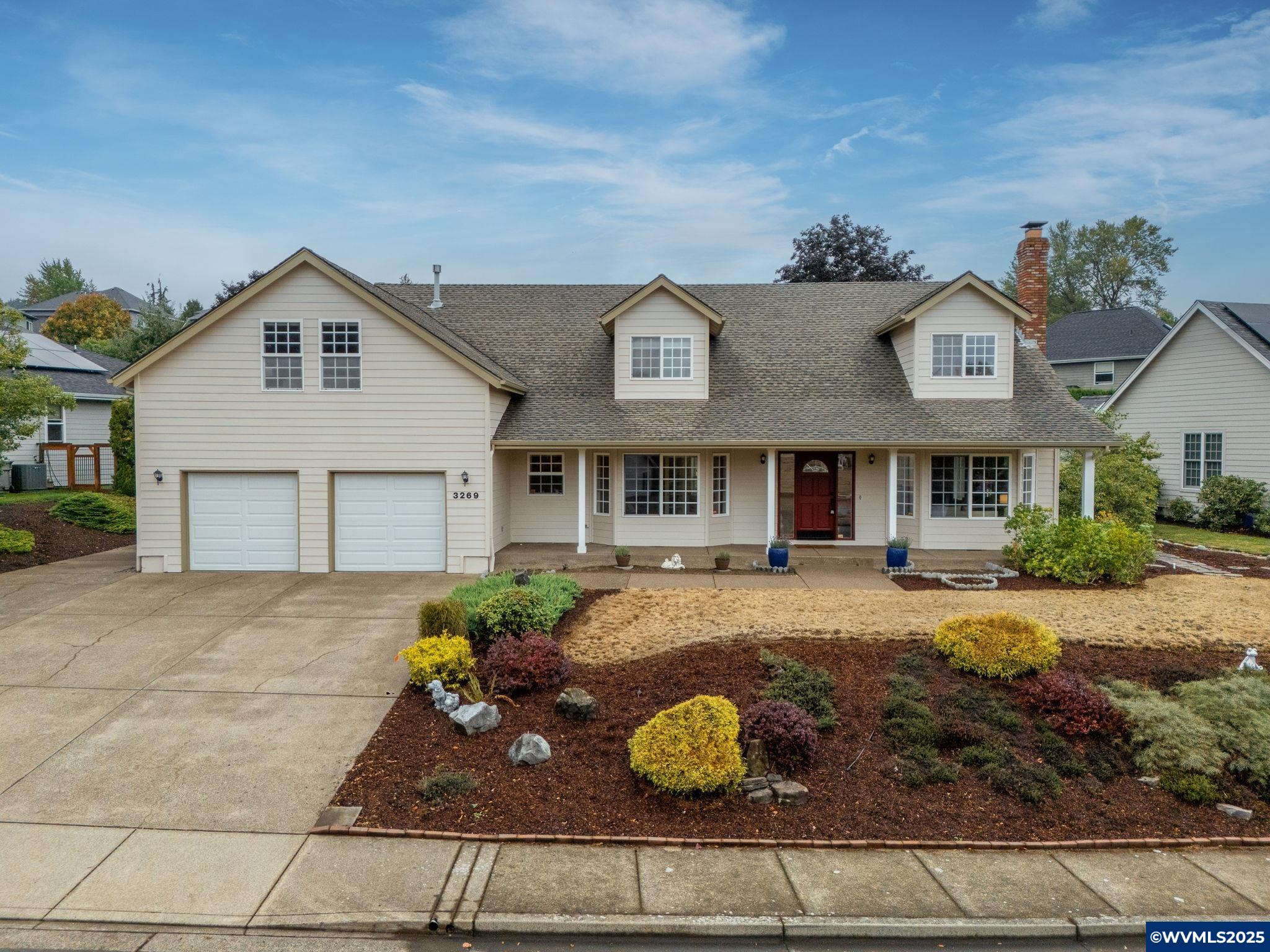 3269 NW Silktassel Dr