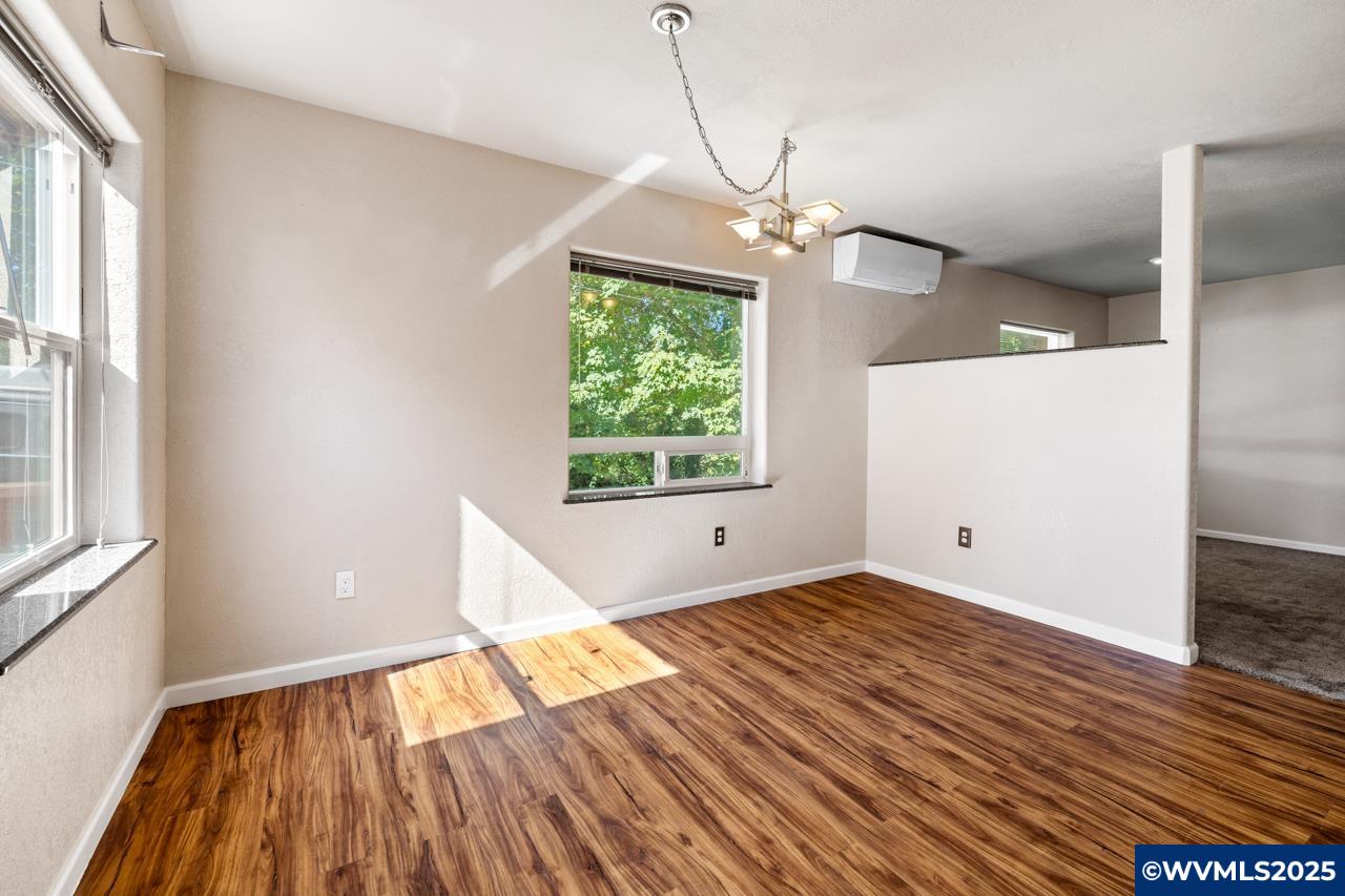 112 NE 6th St