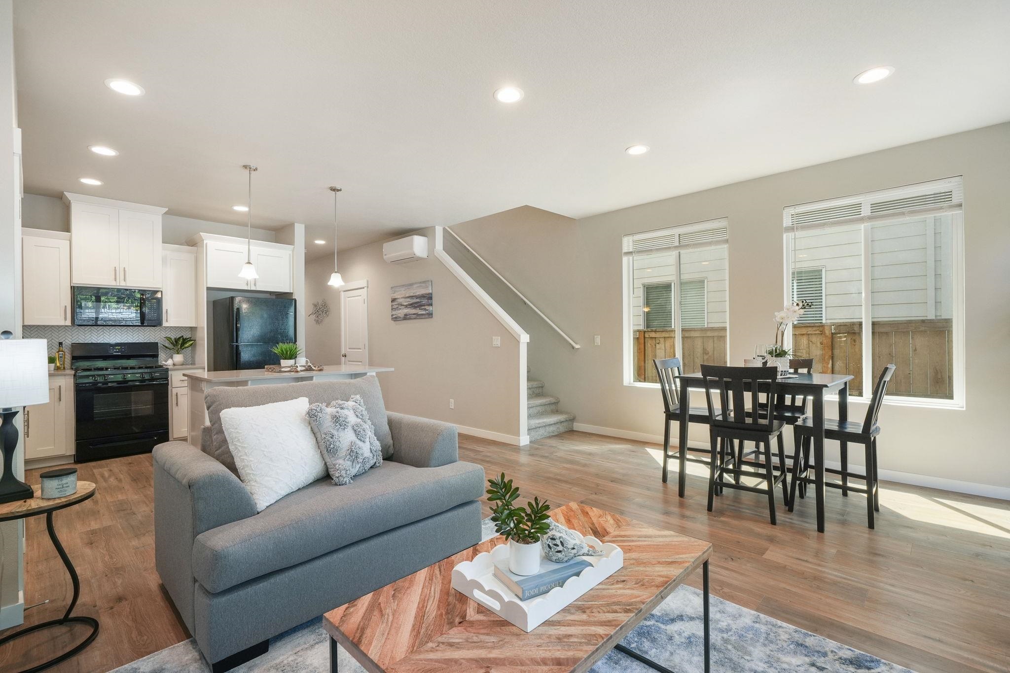 5139 NW Torchcrest Pl