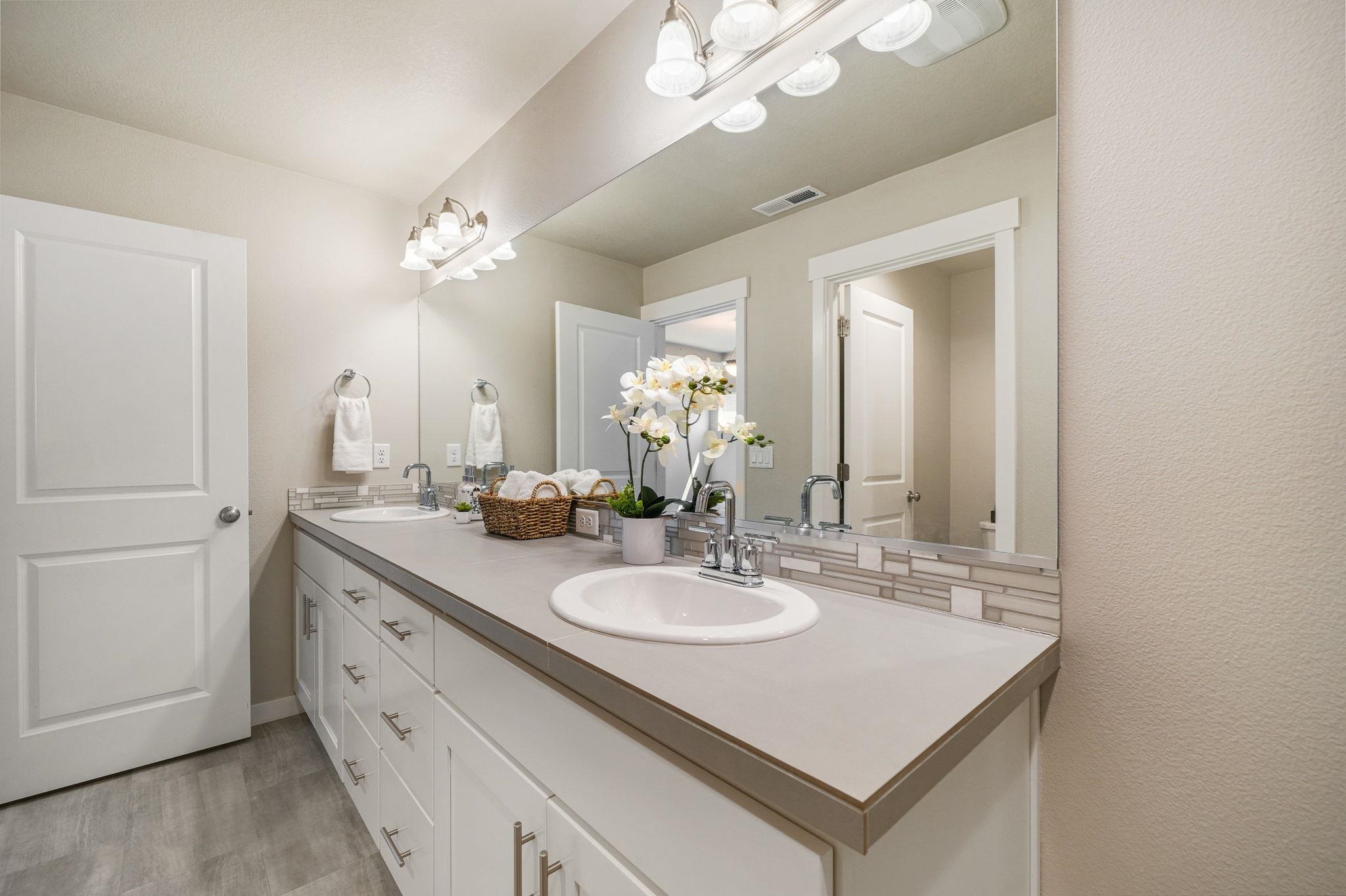 5139 NW Torchcrest Pl