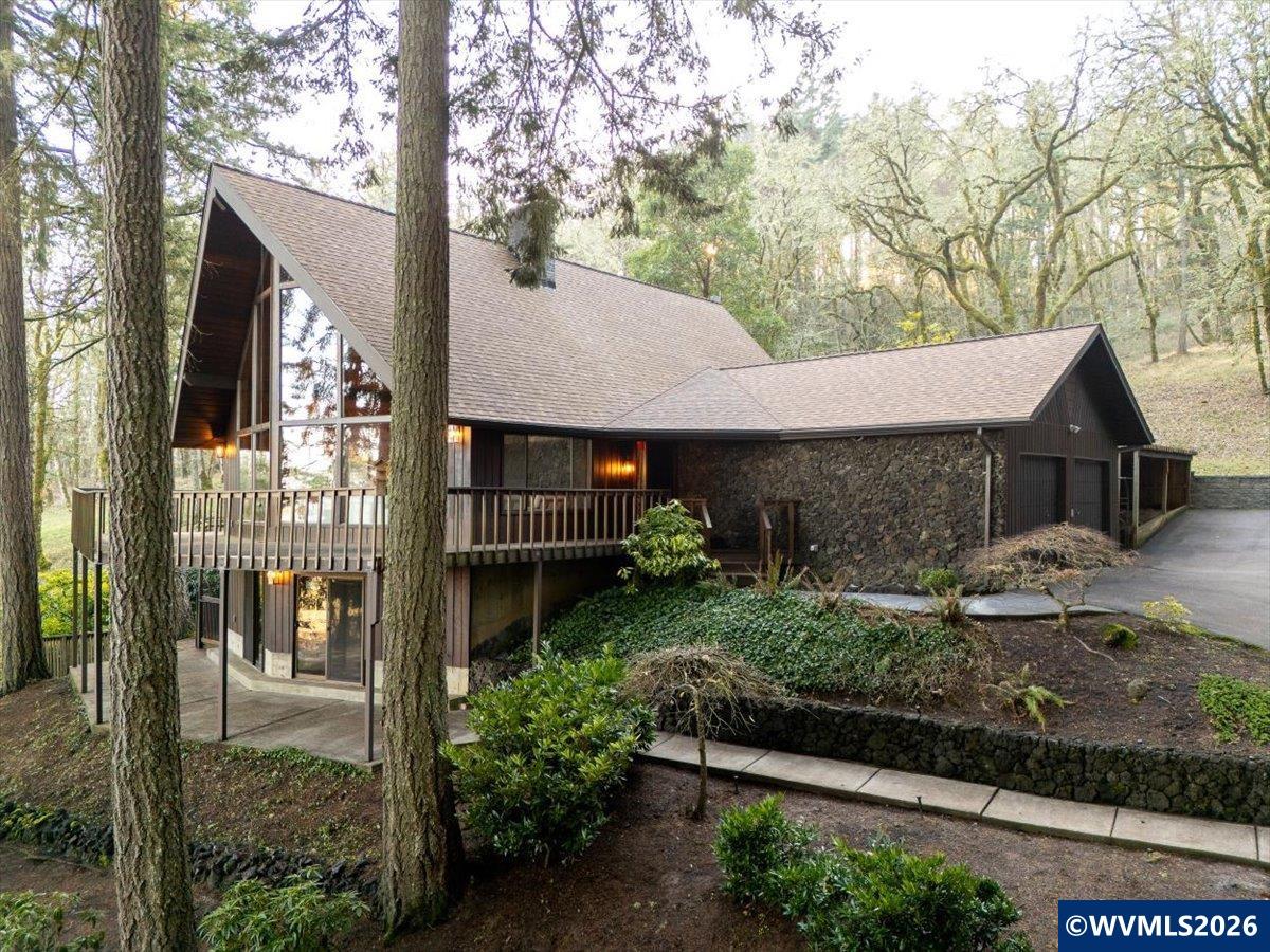 5000 NW Crescent Valley Dr