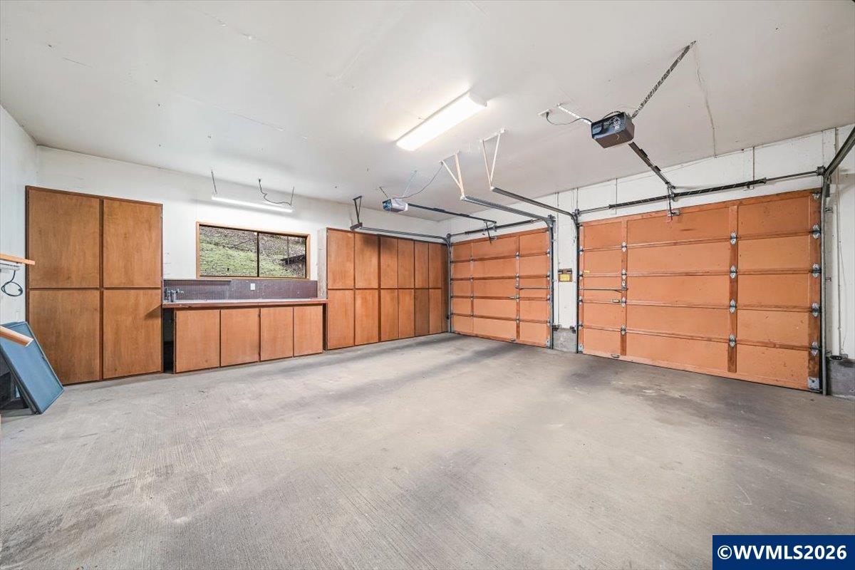 5000 NW Crescent Valley Dr